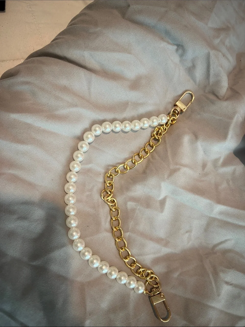 Beginning Boutique Gold Chain and White Pearl Strap bag charm